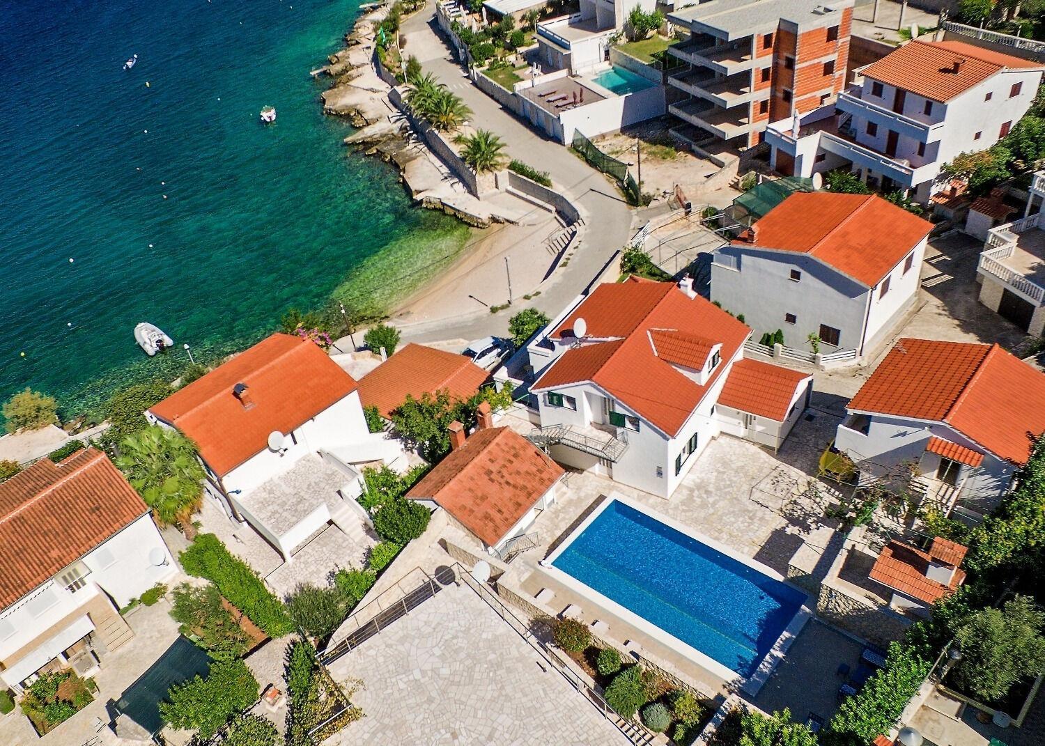 Apartments Bisernica-With Pool Ражань Екстер'єр фото
